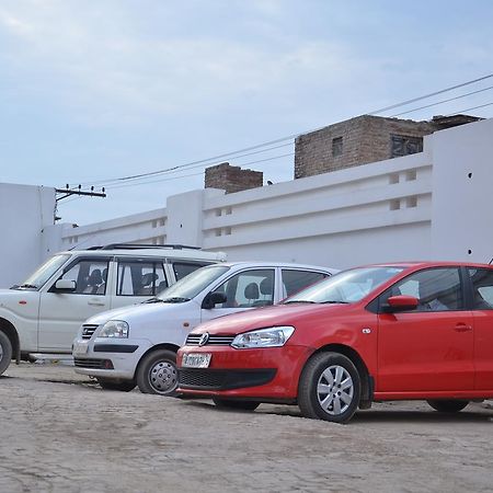 Hotel Bellevue Inn Ganganagar Exterior photo